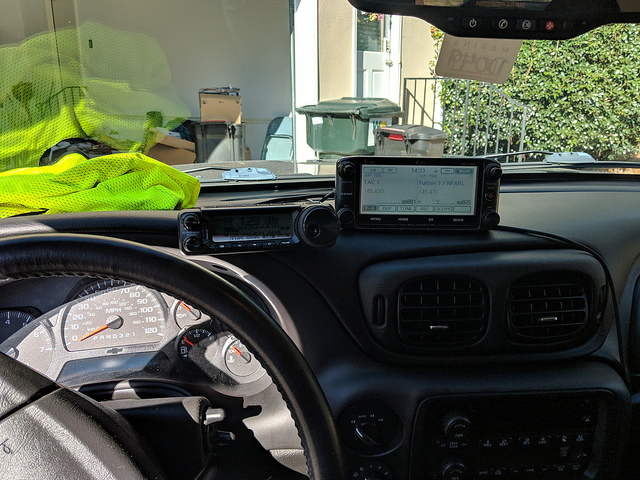 Yaesu FT-891 and Icom 5100 mobile units